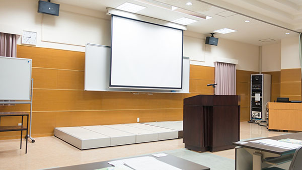 PowerPoint|会場のスクリーンサイズを事前に確認する トップ画像