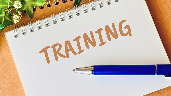 英語スピーチの基礎体力アップは発音と語りのトレーニングから トップ画像