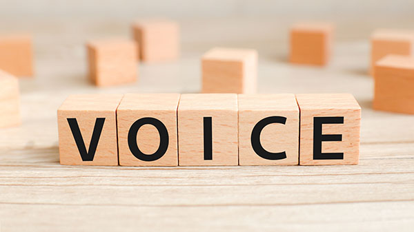 スピーチ・プレゼン発表時の「大きな豊かな声」と「うるさい声」の境界線 トップ画像