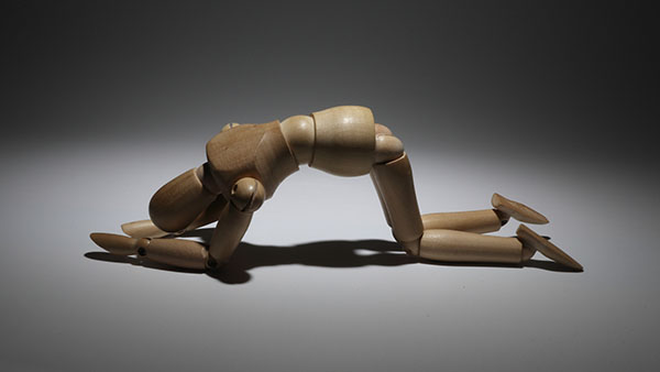 説得型スピーチで絶望感を表現する方法は自分を俯瞰して客観的に語ること トップ画像