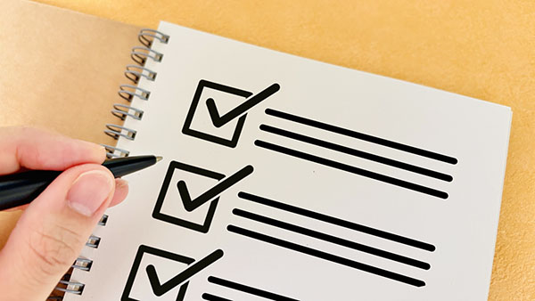 英語授業でスピーチを取り入れる際は目標とする評価項目を設定する トップ画像