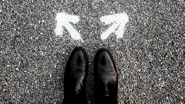 資格試験対策用の英語スピーチではコンテストでの入賞が難しい理由 トップ画像